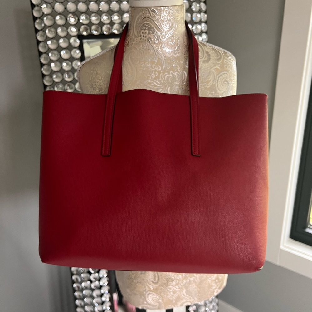 Fendi Logo Shopper Tote - Picture 2 of 15